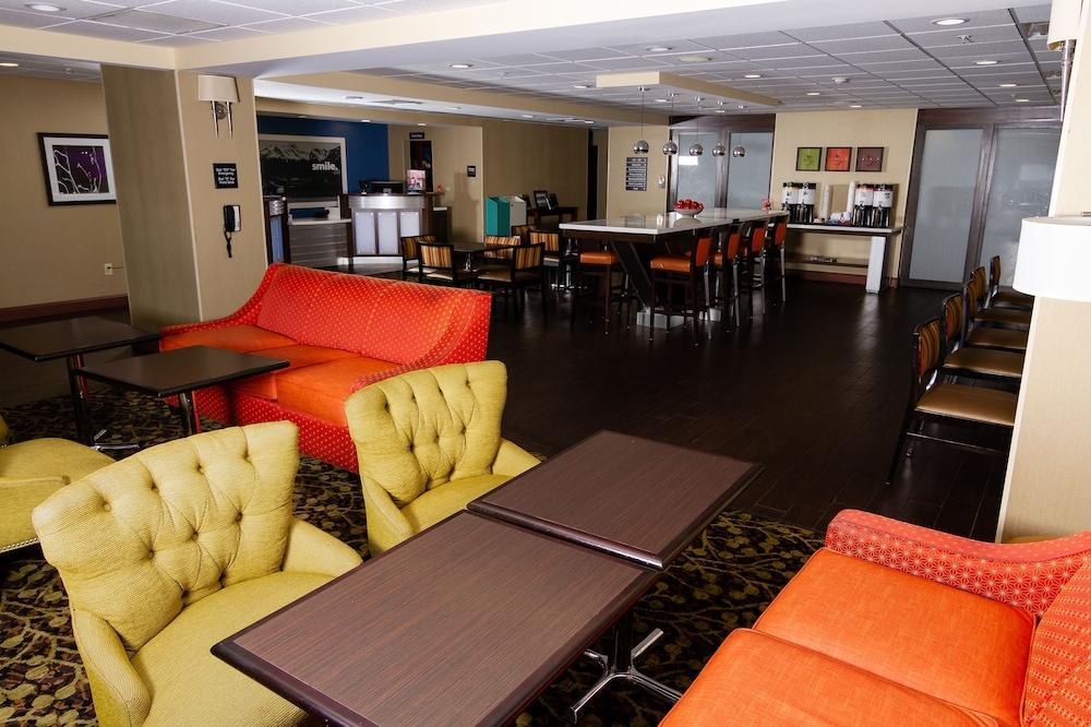Hampton Inn Norco/Corona Buitenkant foto