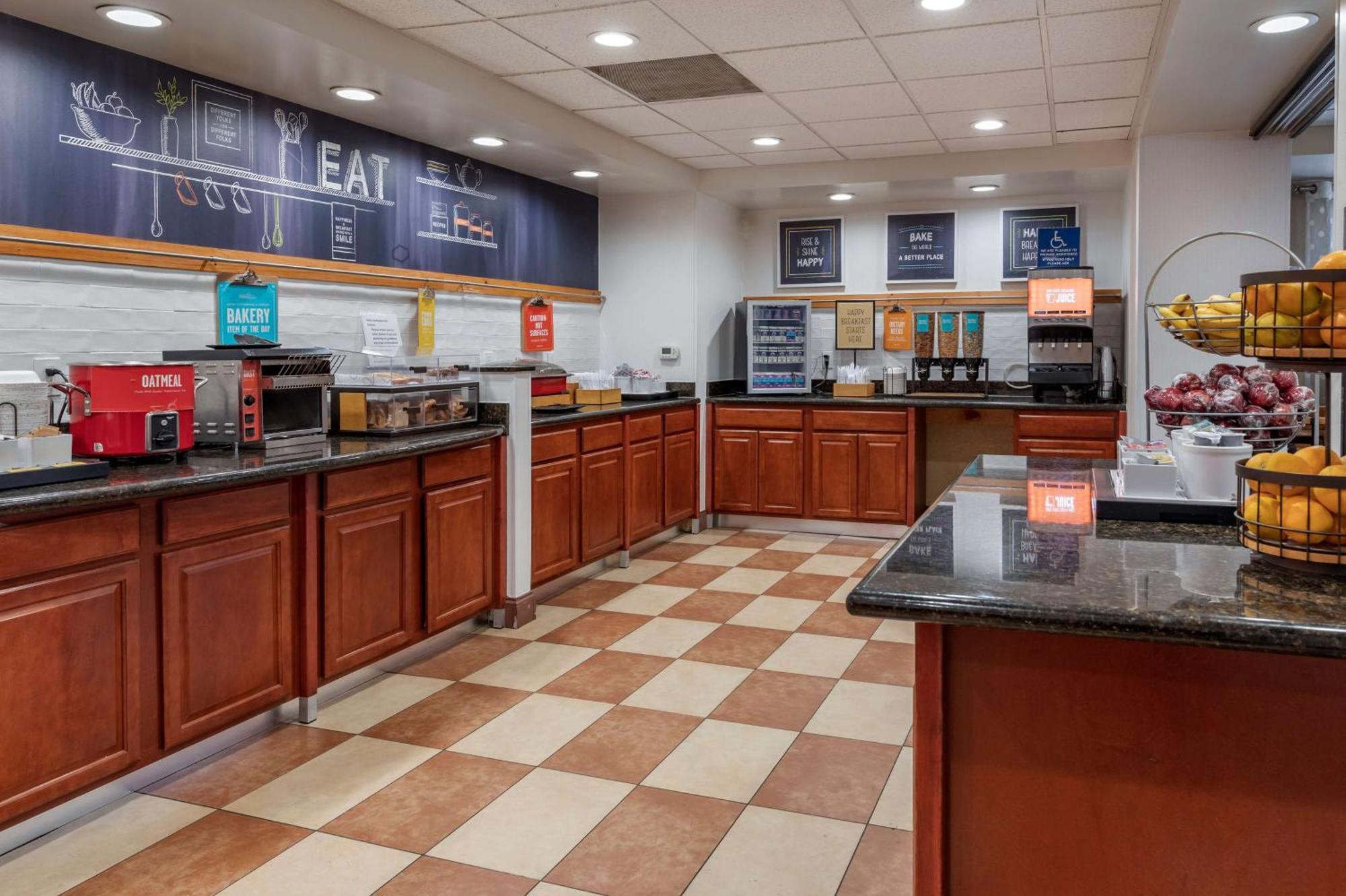 Hampton Inn Norco/Corona Buitenkant foto